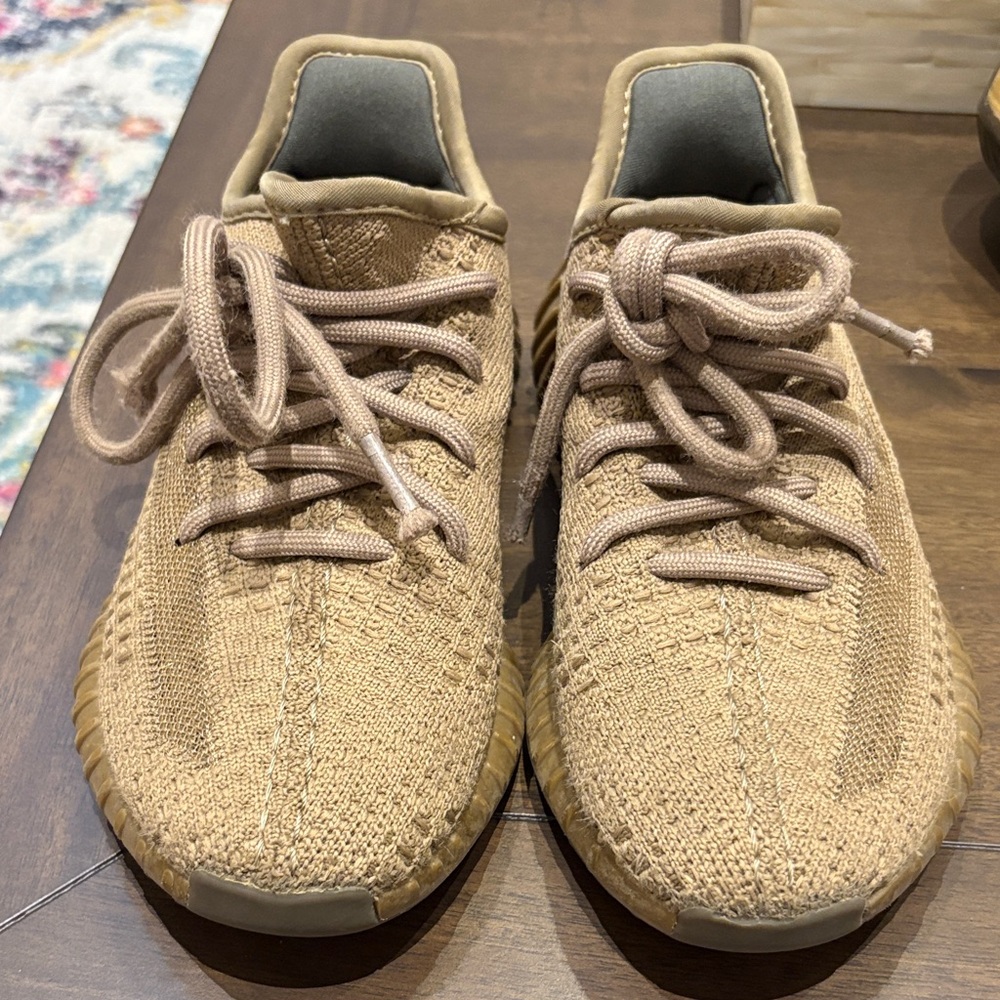 Adidas - Picture 3 of 4
